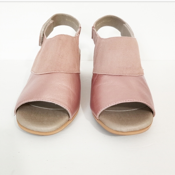 Cloud Footwear Kayla Sandals - Picture 2 of 8